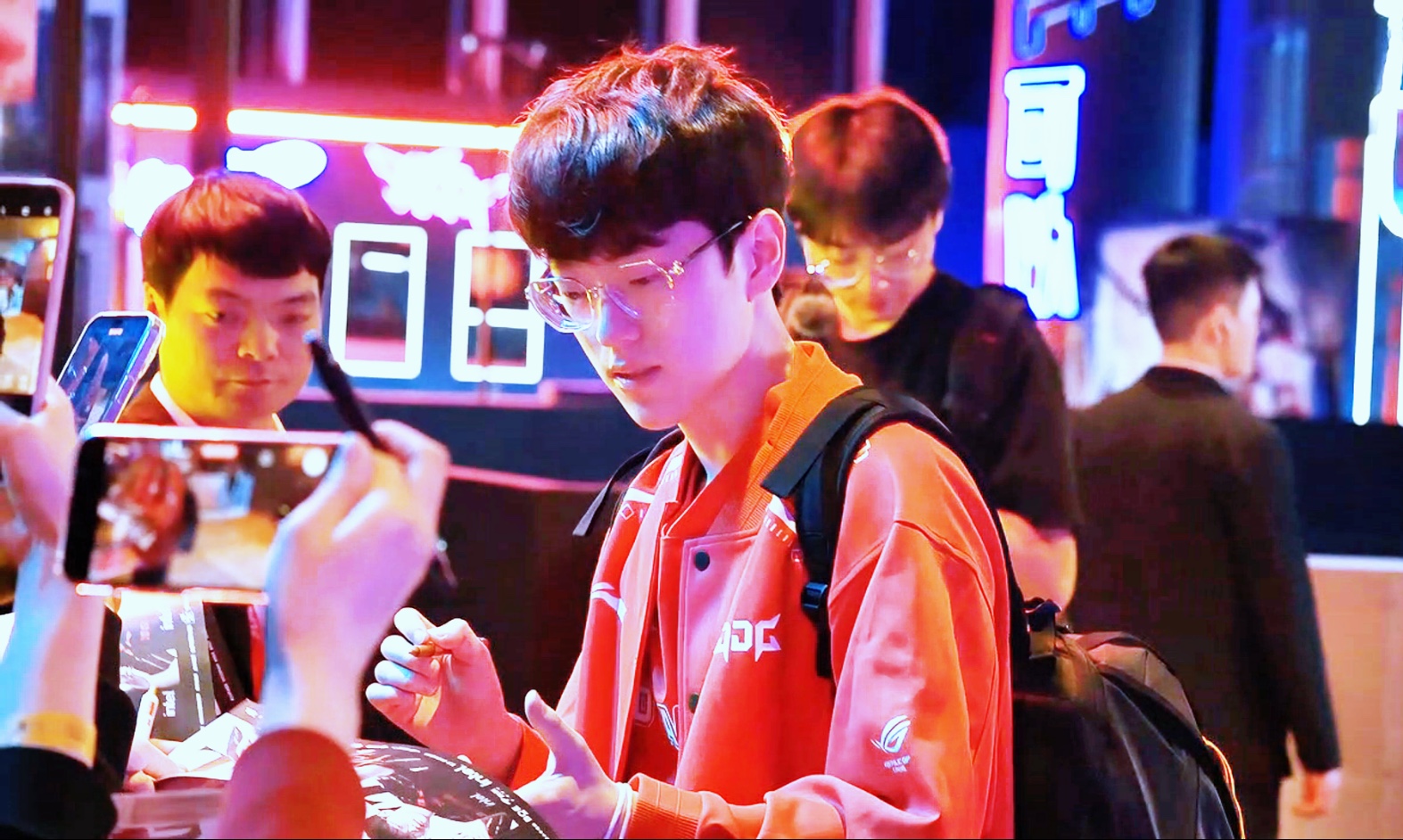 爱游戏体育-Scout重要时刻表现优异，西班牙队带队取胜！的简单介绍