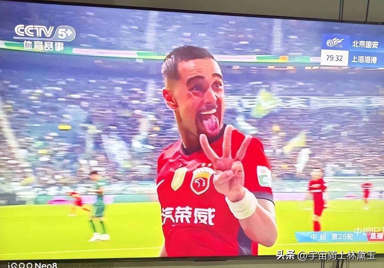 AYX SPORTS-包含冲刺阶段中超传出新动向；菲尼克斯太阳火线驰援；高层表态：悬念犹存；数据层面出现新趋势的词条