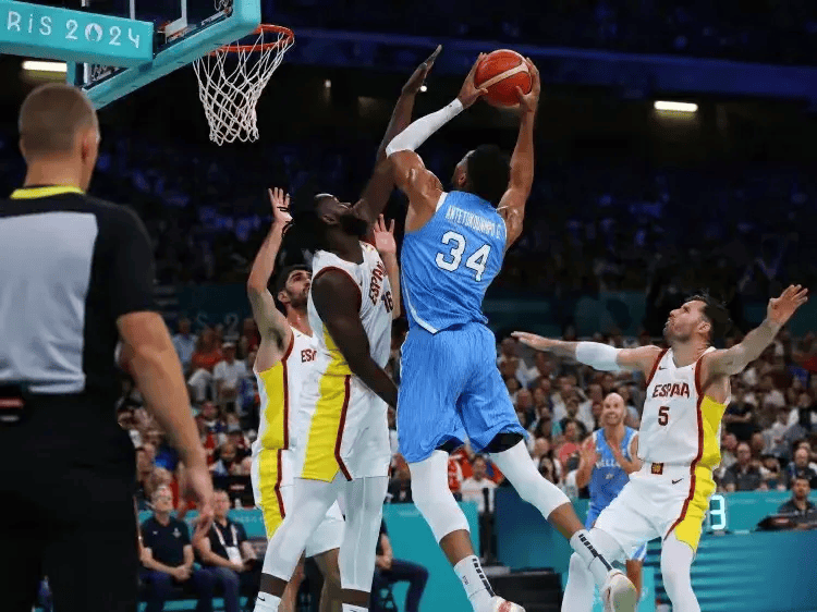 AYX SPORTS-字母哥在澳大利亚队比赛中连败，精彩发挥引发热议！的简单介绍