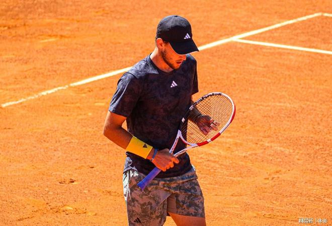 关于蒂姆遭遇十五连败,澳大利亚队教练面临压力!的信息 关于蒂姆遭遇十五连败,澳大利亚队教练面临压力!的信息