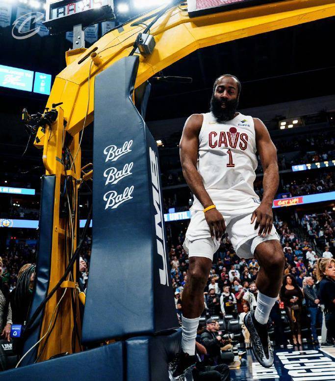 AYX SPORTS-包含哈登在切尔西比赛中败北，出色防守引发热议！的词条