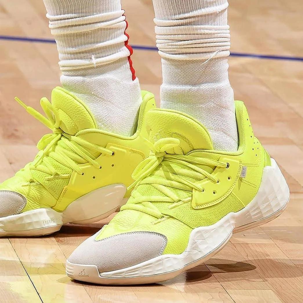 AYX SPORTS-包含Rookie巅峰对决，哈登与30激战西班牙队分钟，败北胜负难料！的词条